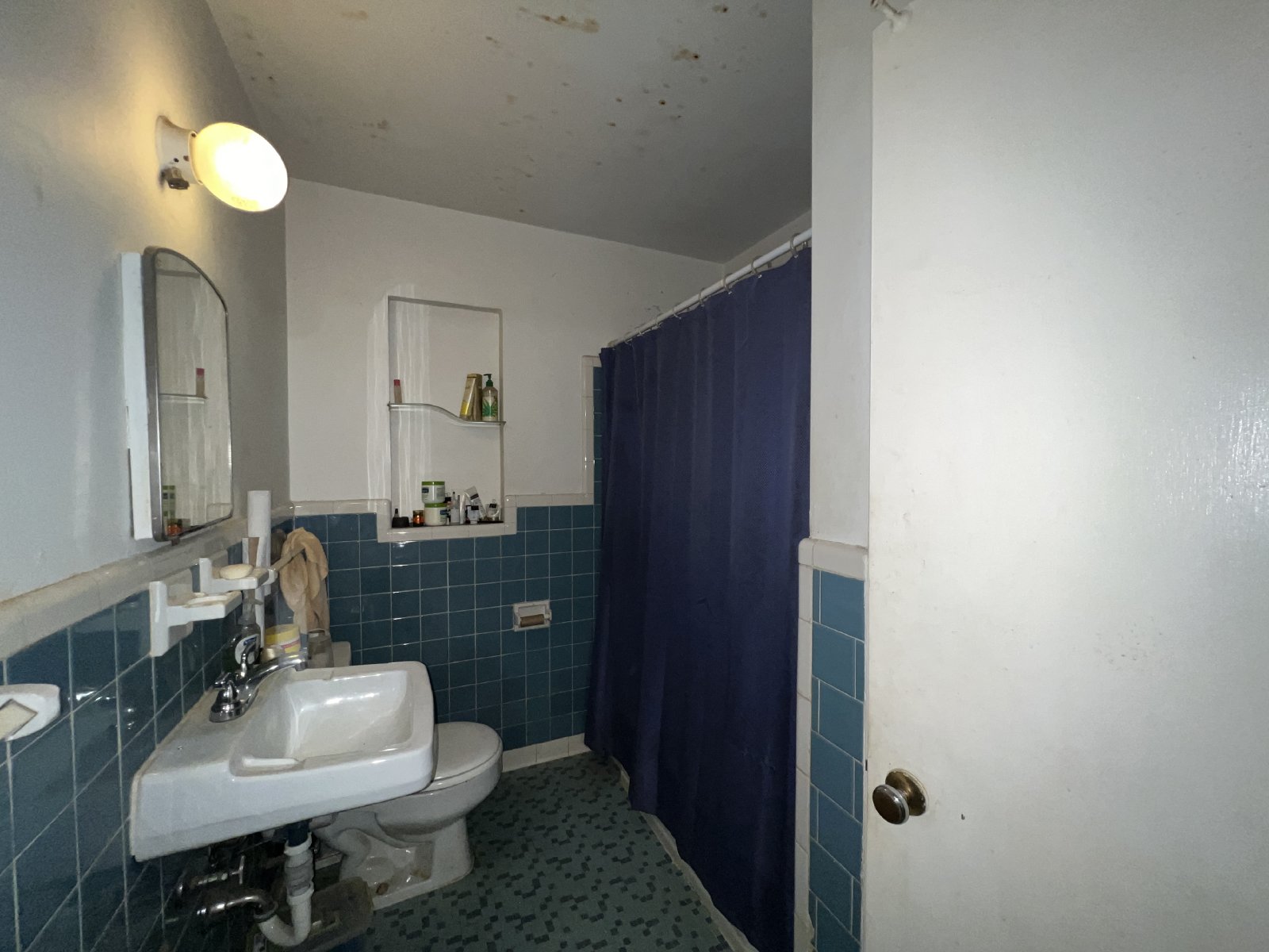 Fixer-Upper Opportunity – 3-Bedroom, 2-Bathroom Brick Home property image